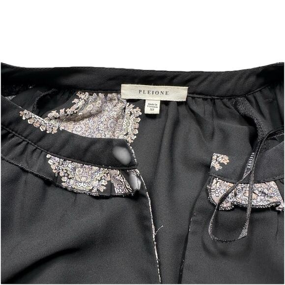 PLEIONE Women XS Flowy Blouse Top‎ Shirt Floral Pattern Cottagecore Black (273) - Picture 4 of 8